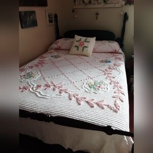 Vintage Full Chenille Bedspread